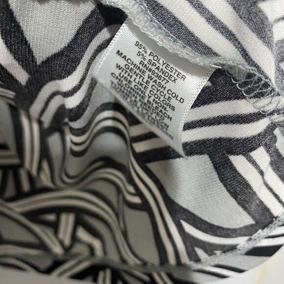 Liz Claiborne Top Womens 1X Black Geometric Long Sleeve Stretch Pullover Blouse‎ - Picture 7 of 7
